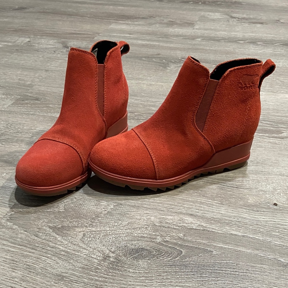 Sorel Auburn Ankle Booties